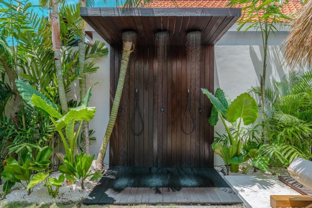The Jungle - Luxurious & Tropical Concept - 3Br - Central Canggu Екстер'єр фото
