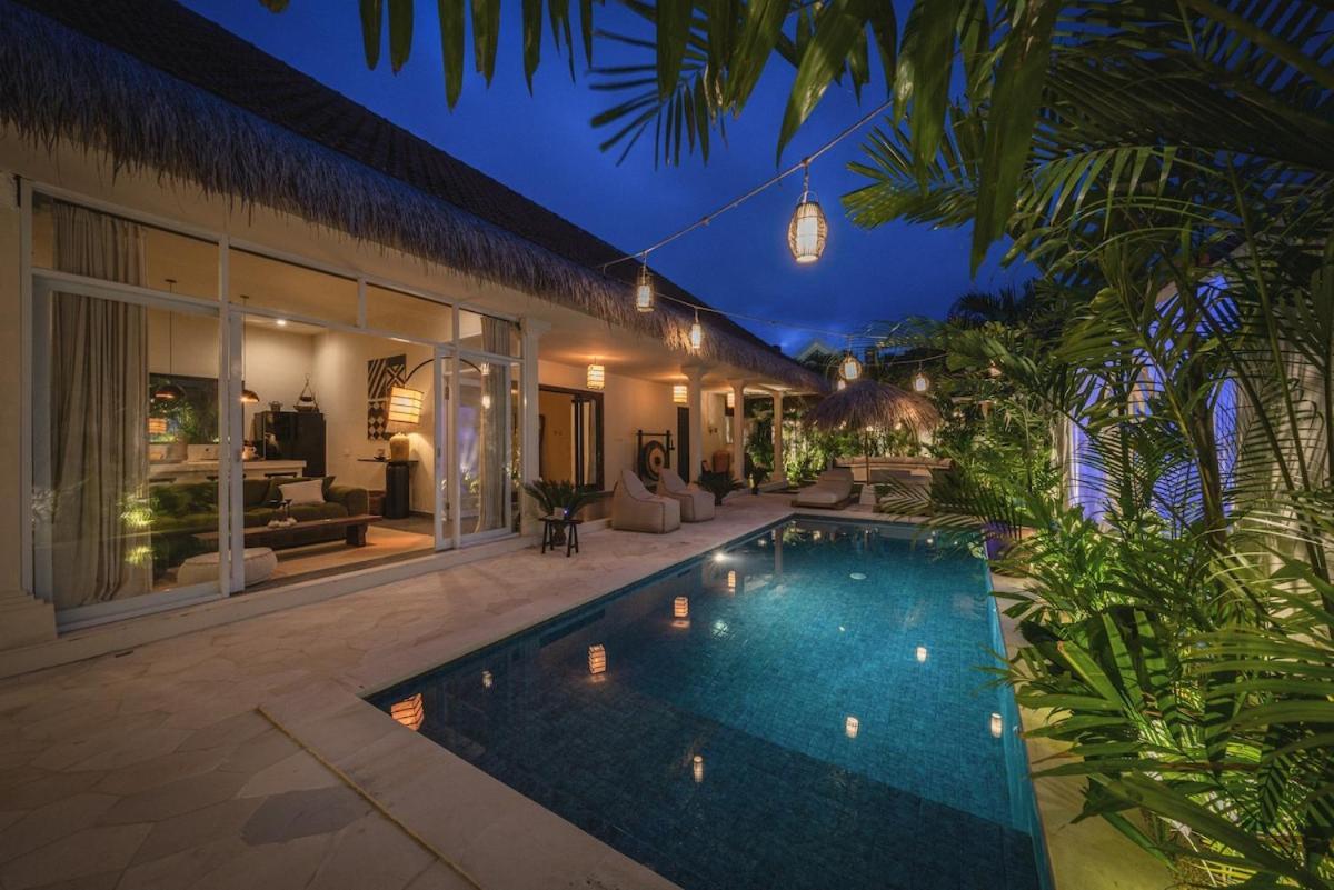 The Jungle - Luxurious & Tropical Concept - 3Br - Central Canggu Екстер'єр фото