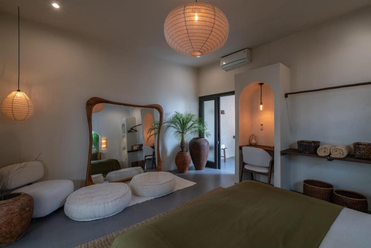 The Jungle - Luxurious & Tropical Concept - 3Br - Central Canggu Екстер'єр фото