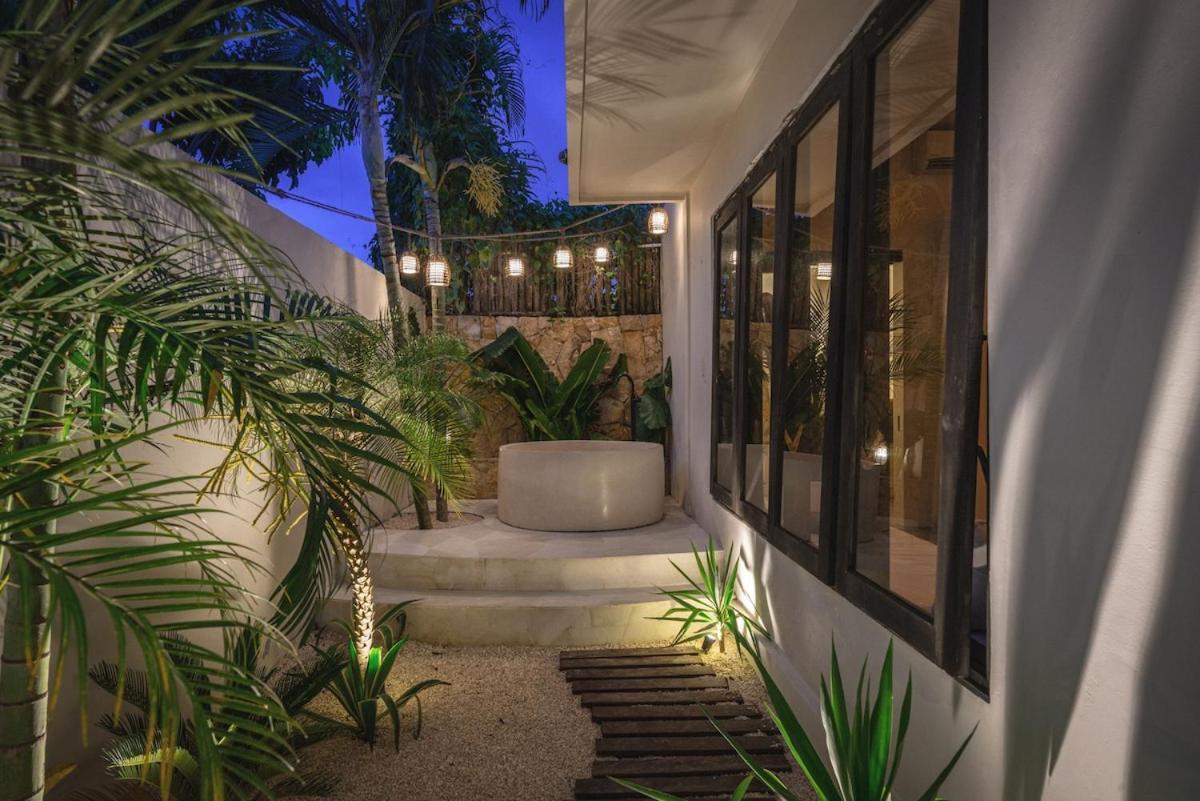 The Jungle - Luxurious & Tropical Concept - 3Br - Central Canggu Екстер'єр фото